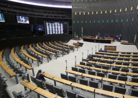 Após calamidade no RS, Câmara vai desengavetar combo de leis 'antitragédia'