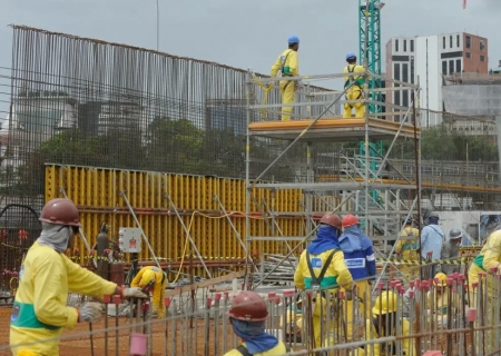 Mesmo na pandemia, emprego na construção cresceu 21,6%, revela IBGE