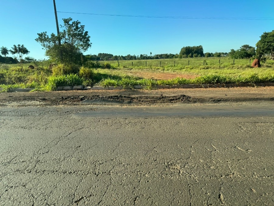 Anel viário: buracos, remendos e acostamento com desnível preocupam motoristas em Nova Andradina