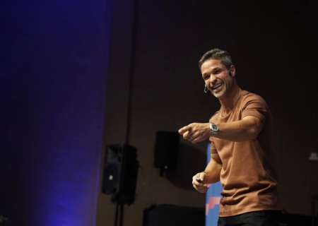 Palestra de Diego Ribas inspira empreendedores em Nova Andradina