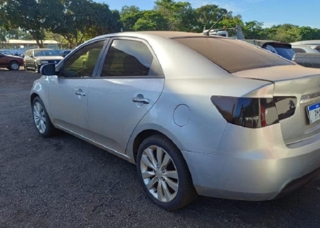 Detran inicia novo leilão com Honda CG 2023/24 e Kia Cerato em destaque