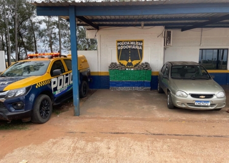 Carro é abandonado com mais de 450 kg de drogas em Ponta Porã