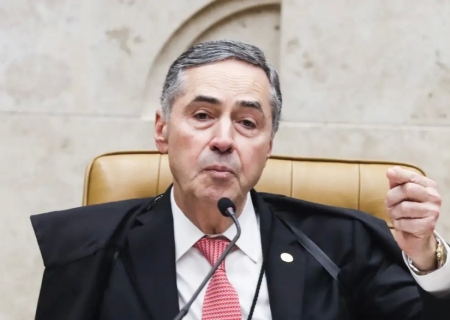 Barroso diz que enchentes no RS são alerta para proteção ambiental