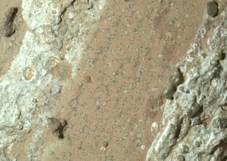 Nasa encontra possíveis vestígios de micróbios ancestrais em rocha de Marte