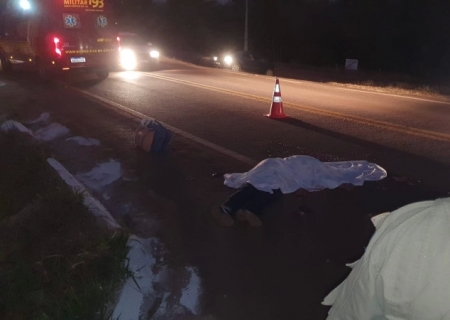 Jovem morre atropelado por carreta na BR-359