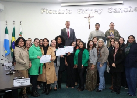 Destaque no Prêmio MS Alfabetiza, escolas municipais são homenageadas na Câmara Municipal