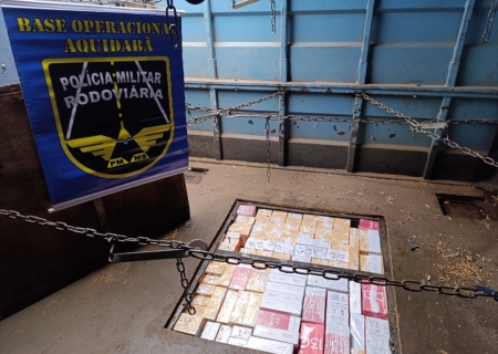 PMR apreende 360 celulares ocultos em carreta em Ponta Porã