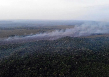 Fumaça de queimadas atinge cidades de dez estados