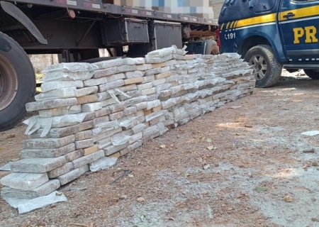 Quase 300 kg de cocaína são apreendidos pela PRF em Miranda