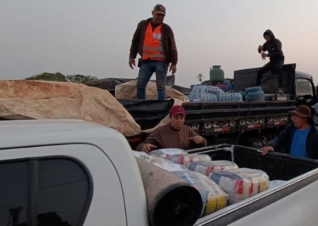 Voluntários chegam ao interior do Pantanal para levar ajuda e dar assistência aos ribeirinhos