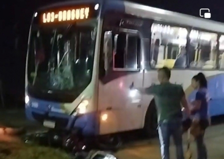 Motociclista entra na frente de ônibus e morre em avenida de Dourados