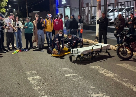 Motociclista sofre fratura no fêmur após se envolver em acidente com carro em Nova Andradina