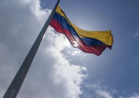 Justiça da Venezuela inicia perícia de atas e documentos eleitorais