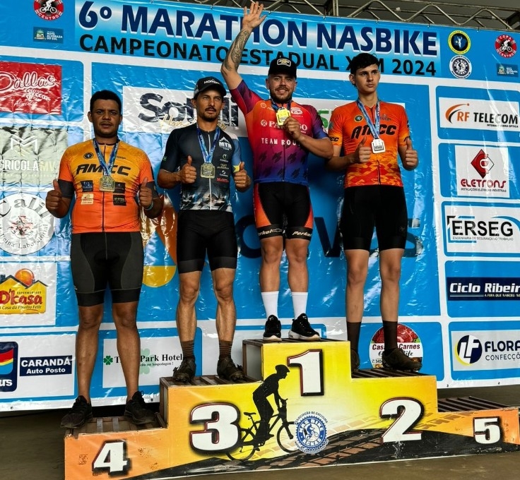 Equipe de ciclismo Team Route se destaca em campeonato estadual