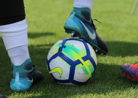 Primeiro jogo de futebol entre Brasil e Argentina completa 40 anos