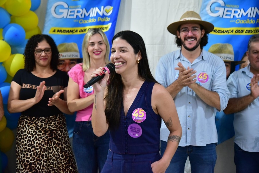 Lotada, última reunião de campanha reforçou propostas e convite para carreata de Germino e Cacildo