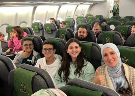 Com 227 resgatados, voo da FAB deixa o Líbano rumo a São Paulo