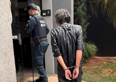 Em Nova Andradina, homem confessa que ateou fogo na casa da sobrinha porque ela maltratava seu gato