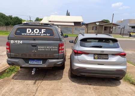 DOF prende dupla que seguia com carro furtado de Minas Gerais para o Paraguai