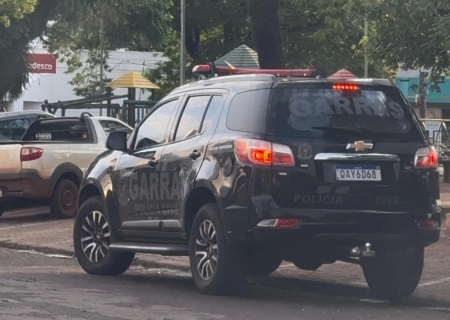 Delegacia de Homicídios da capital assume investigação de homem encontrado morto em quarto de hotel em Nova Andradina