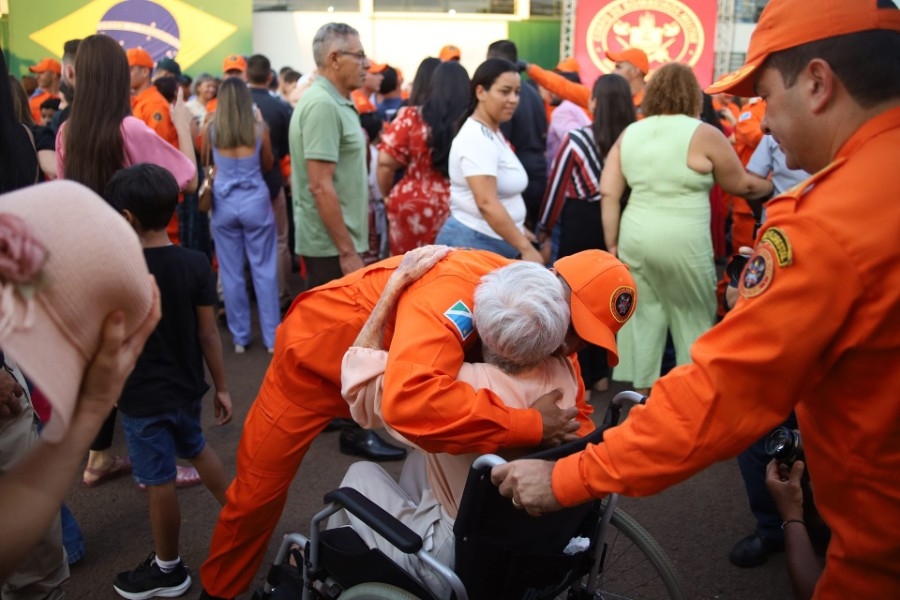 Recorde de mulheres e emoção marcam formatura dos 168 novos soldados de MS