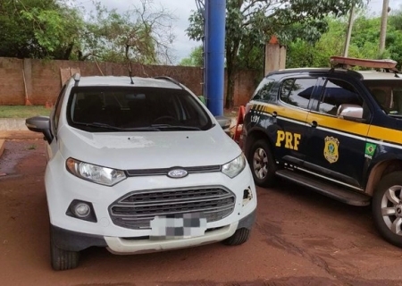 Carro roubado em São Paulo é recuperado pela PRF em Rio Brilhante