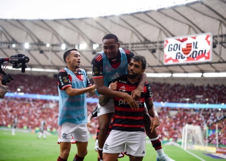 Flamengo vence Atlético-MG por 3 a 1 e larga na frente na decisão da Copa do Brasil