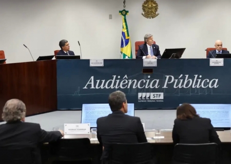 Clubes de futebol defendem no STF lei que regulamentou bets