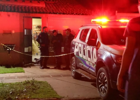 Dupla invade casa e tenta matar morador na frente da filha de 6 anos em Campo Grande