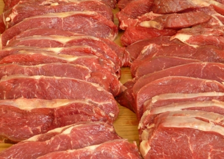 Carne suína ganha competitividade frente à bovina