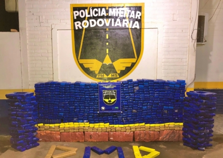 Após tentativa de fuga, Polícia Militar Rodoviária prende homem que traficava carga de maconha para Deodápolis