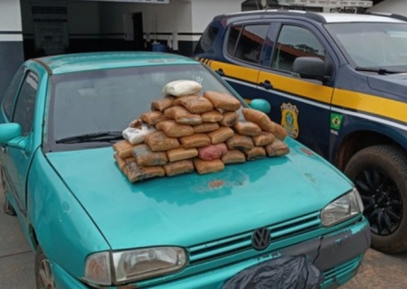 Carro com maconha dentro de pneus é apreendido pela PRF em Caarapó