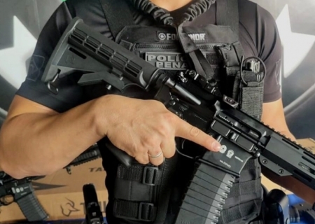 Policiais penais recebem novos fuzis para reforçar a segurança penitenciária em MS
