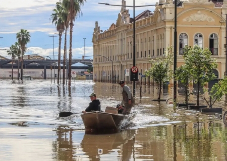 Eventos climáticos deixam 242 milhões de alunos sem aulas em 2024