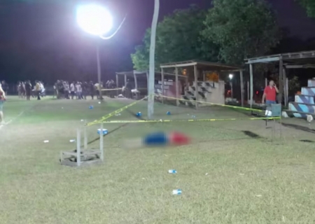 Conflito em campo de futebol deixa três mortos e dois feridos na fronteira