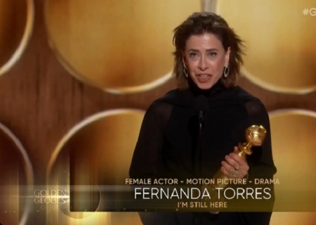 Fernanda Torres leva Globo de Ouro por atuação em Ainda Estou Aqui
