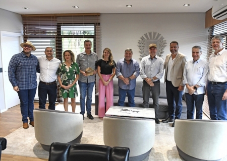 Com R$ 100 milhões em plano de expansão, Governo de MS apoia turismo sustentável em Bonito