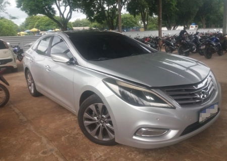 Leilão de circulação tem Hyundai Azera com lance inicial de R$ 16 mil
