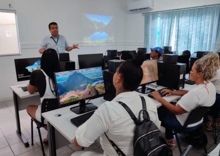 Curso de Informática do Escritório Social capacita egressos do sistema prisional e familiares para o mercado de trabalho