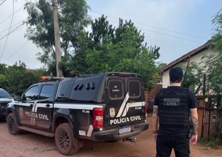 Polícia Civil fecha oito bocas de fumo e prende quatro pessoas durante operação em Ladário