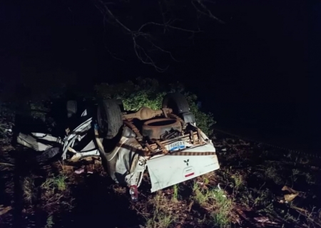Condutor de veículo carregado com drogas morre após capotar na MS-156 em Caarapó