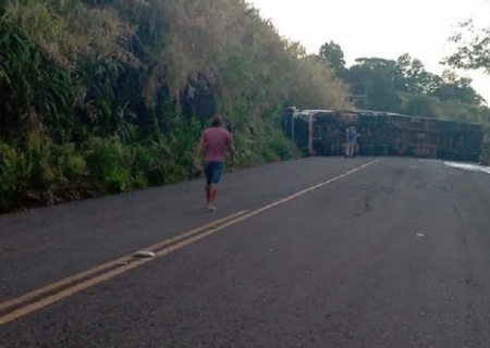 Motorista douradense morre prensado em acidente no Rio Grande do Sul