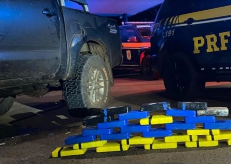Traficante é flagrado pela PRF transportando cocaína em estepe de caminhonete em MS