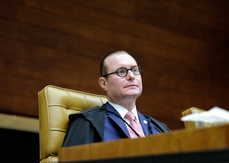 Zanin marca para 25 de março julgamento de denúncia contra Bolsonaro na 1ª Turma do STF
