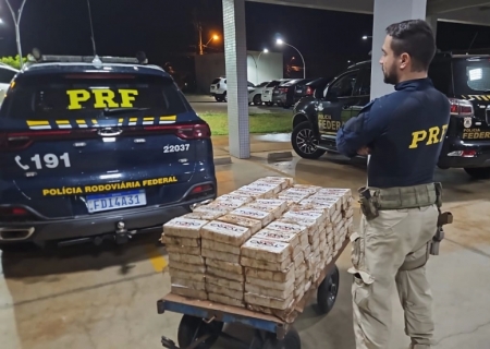 Ação conjunta da PRF e FICCO-MS resulta na apreensão de 233 kg de pasta base de cocaína em São José do Rio Preto (SP)
