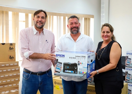 Prefeitura investe cerca de R$ 1,5 milhão em tecnologia para escolas e Ceinfs