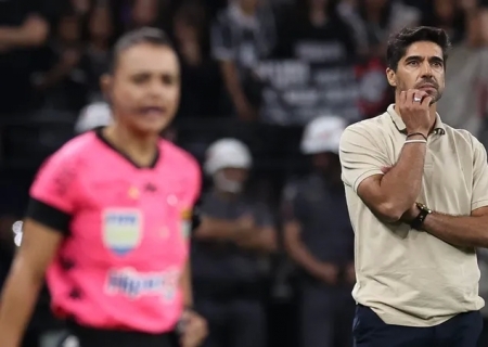 Praetzel vê Palmeiras desorganizado e cobra Abel: 'Péssimo trabalho no Paulistão'