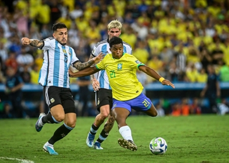 Brasil e Argentina se enfrentam pela 110ª vez nesta terça