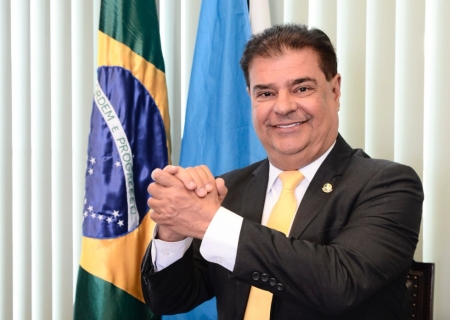 Senador Nelsinho Trad lidera pesquisa de aprovação em Mato Grosso do Sul