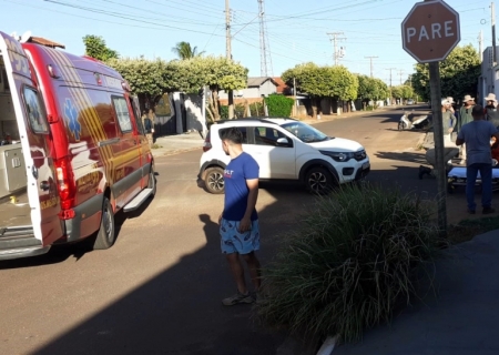 Motociclista fica ferida após colisão com carro em Nova Andradina